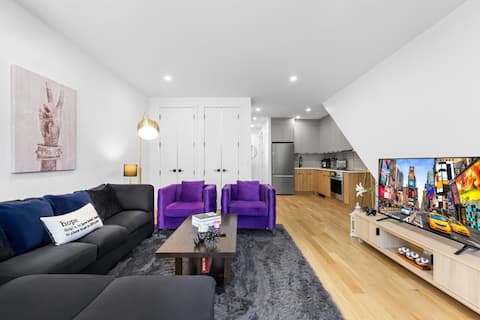 Popular Airbnb listing: NEW | NYC Home w/Yard, Game Room & Mural in New York City