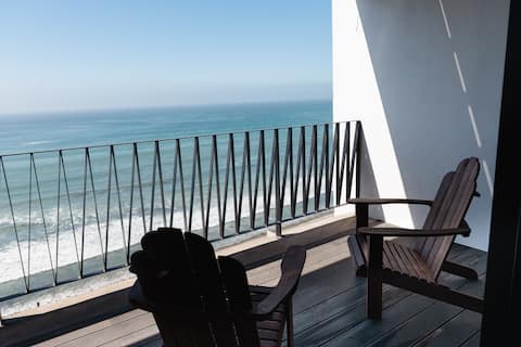 New Oceanfront Condo - Ensenada/El Sauzal