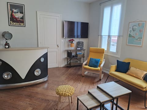Popular Airbnb listing: Le Chant des Bénédictins Cottage in Fécamp