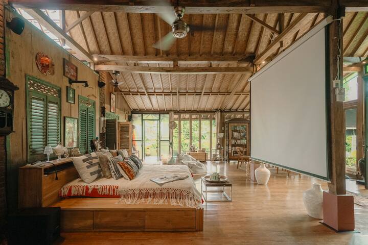 Tropical Kasbah managed Airbnb listing 1