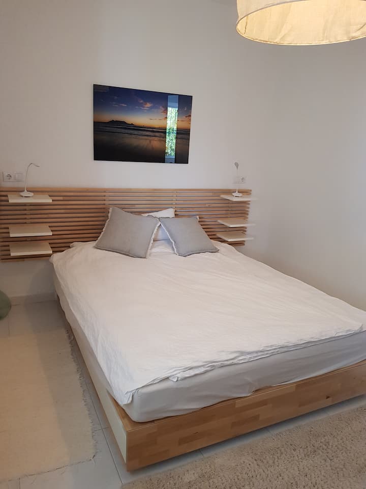 საძინებელი 1