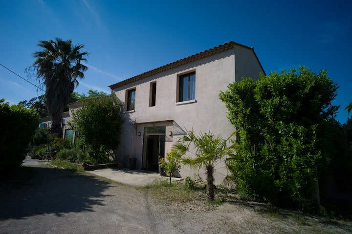 Mas D'artiste En Provence - Beaucaire