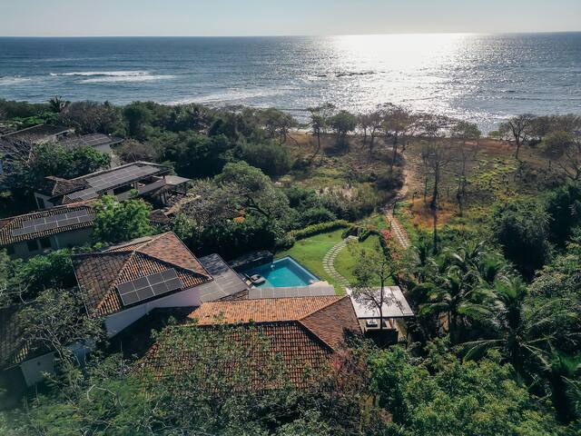 Beachfront- Luxury Villa.Hacienda Pinilla