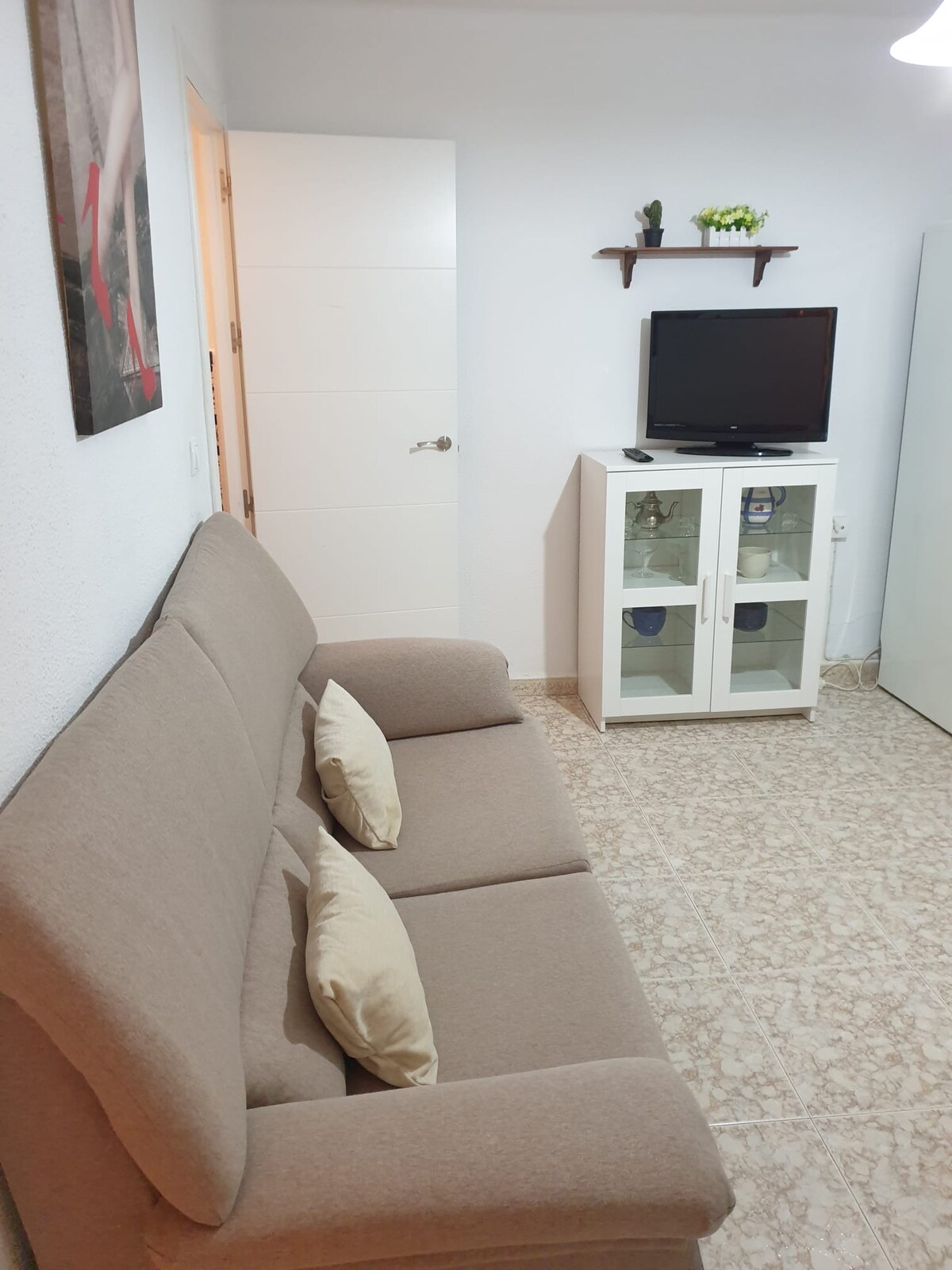 Successful Airbnb property: Apartment near Basilica Macarena in León Xiii Los Naranjos