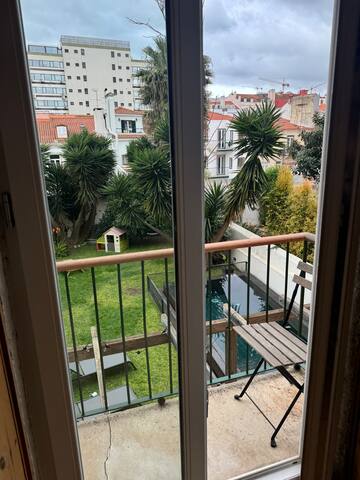 4BR,Pool,Garden & Parking in Santos Central Lisbon gallery image 3