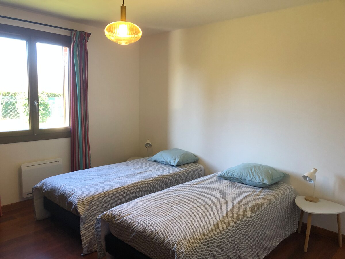 საძინებელი 2