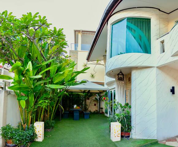 Villa>250m²/BBQ/Graden/BTS&Mall/Parking/WiFi&NFLIX gallery image 2