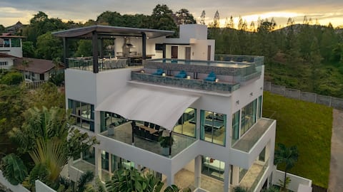 Luxury 6BR Seaview Infinity Pool – Villa Shine