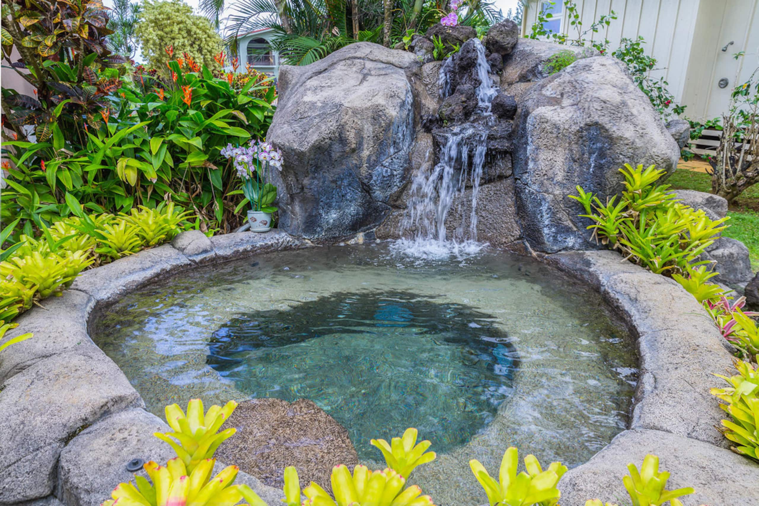 Home in Princeville · ★4.73 · 3 bedrooms · 5 beds · 2 private baths - Image 32