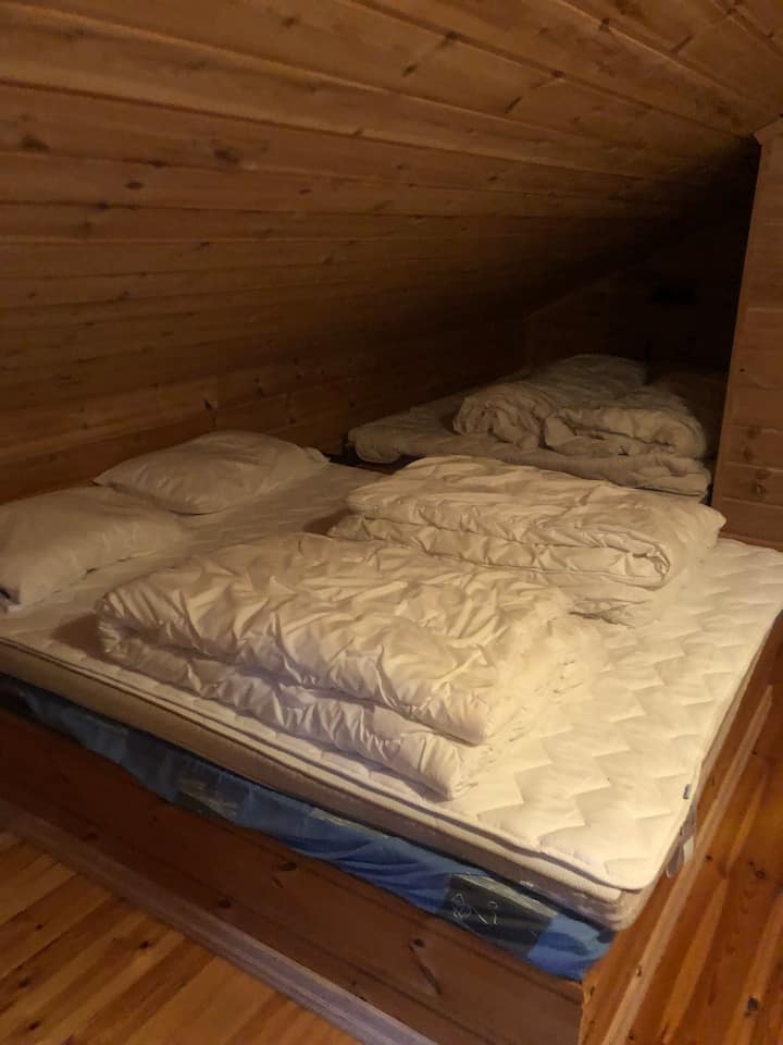 غرفة النوم 2