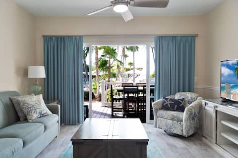 Successful Airbnb property: Duck Key Waterfront Villa w/Kayaks, near 2 Marinas in Duck Key