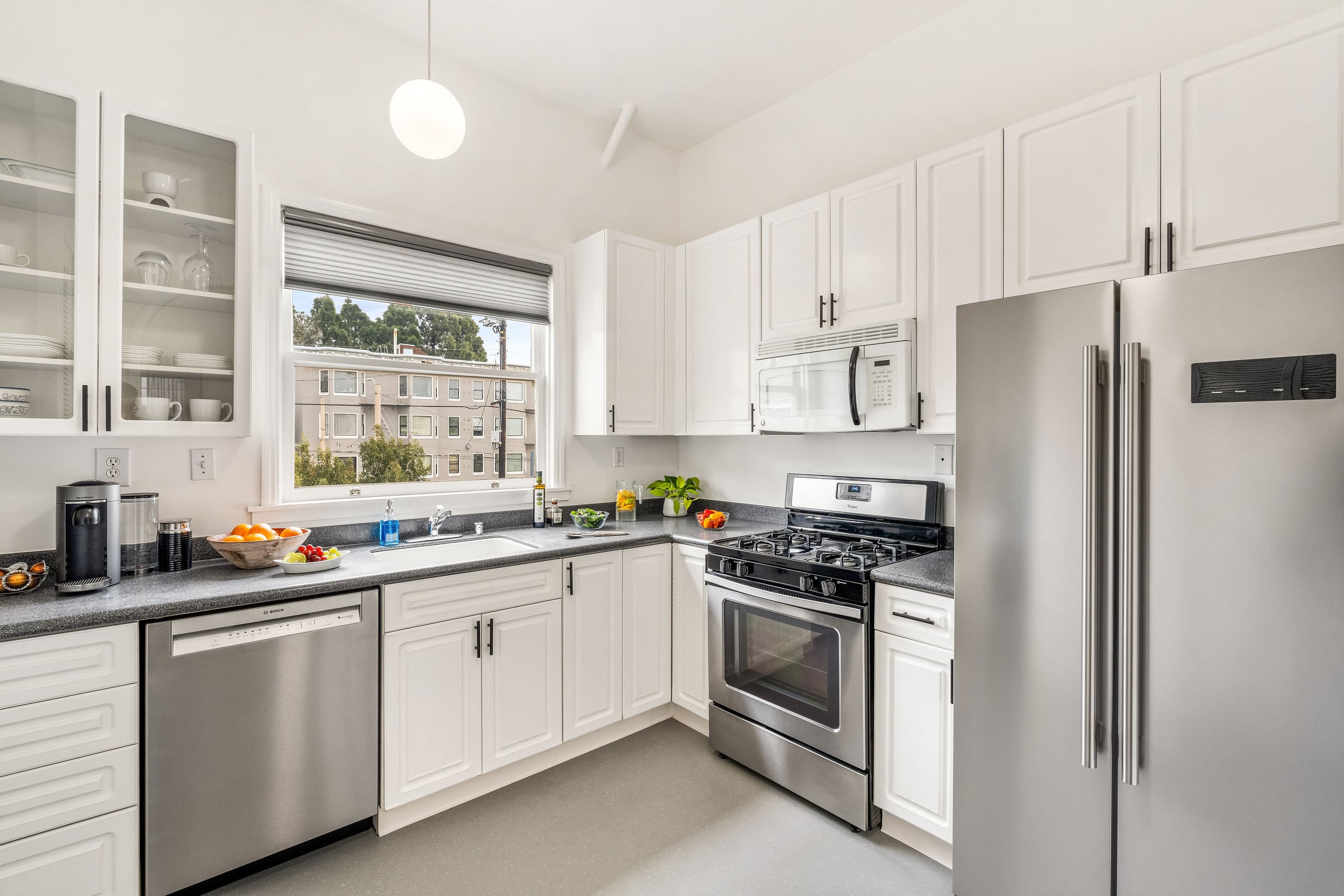 Condo in San Francisco · ★4.95 · 1 bedroom · 1 bed · 1 bath - Image 6