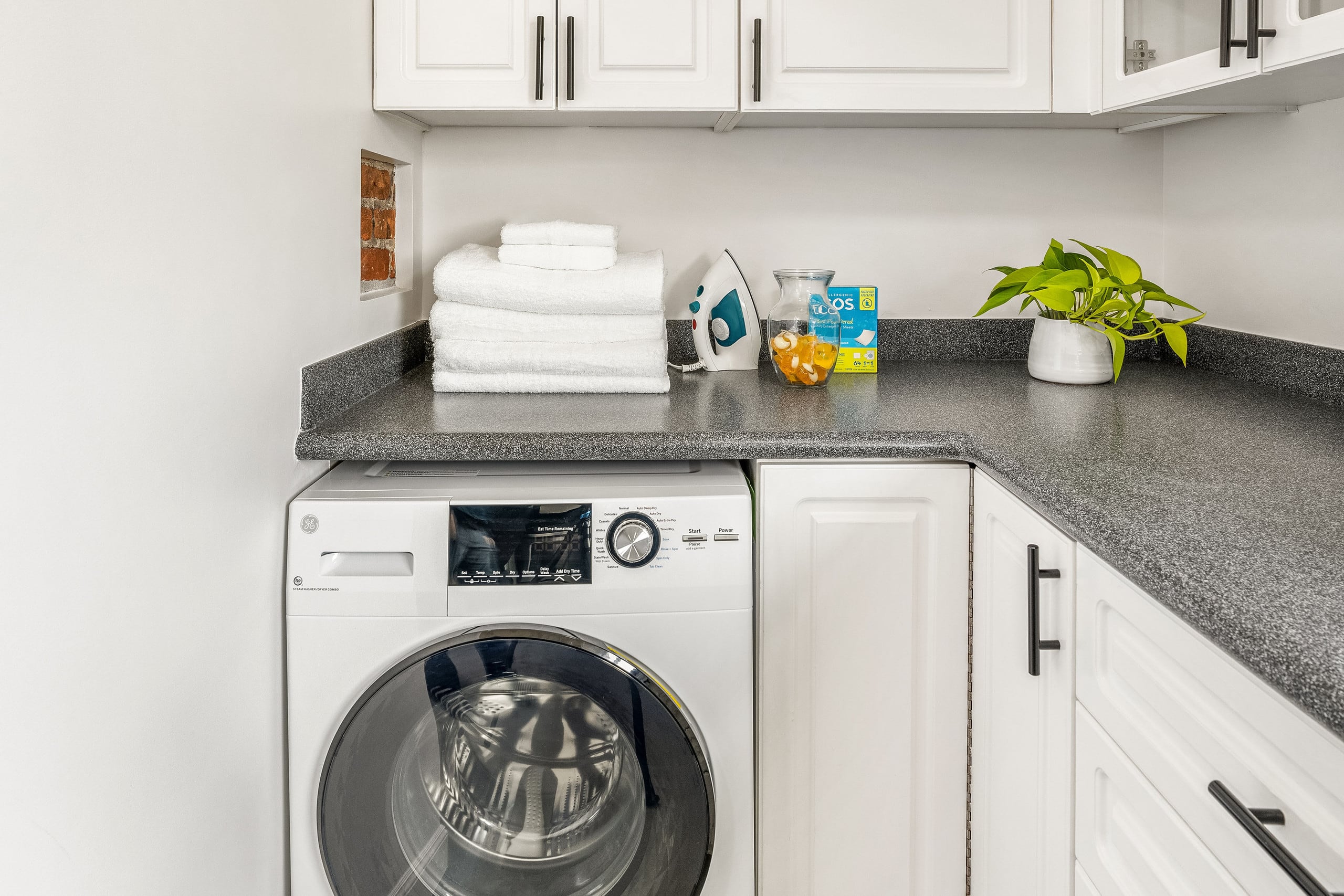 Condo in San Francisco · ★4.95 · 1 bedroom · 1 bed · 1 bath - Image 17