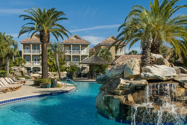 Updated Kitchen-walk2beach-resort Pool-arcades - Destin, FL