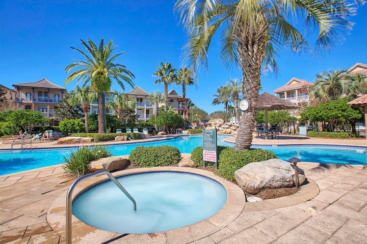 Updated Kitchen-walk2beach-resort Pool-arcades - 德斯坦