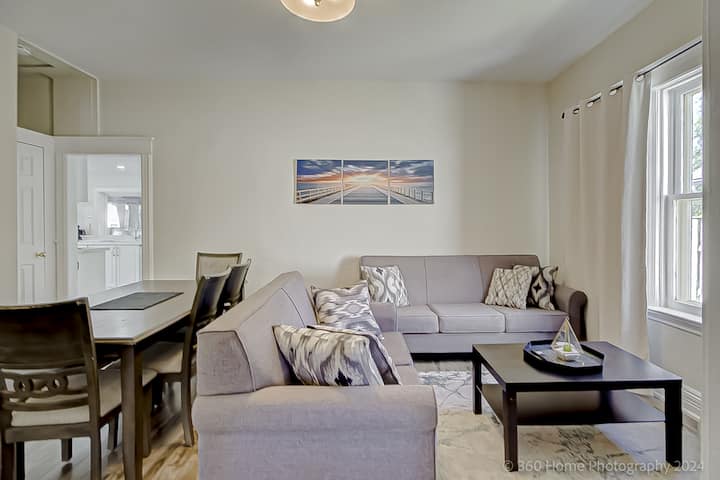 Spring Deal! Prime Location Near Go Station - 巴里