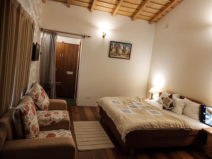 Stone Cottage 2br In Mukteshwar By Homeyhuts - Mukteshwar