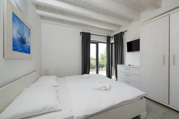 Спална соба 6