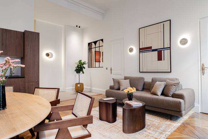 La Suite – Constantine I – 2 bedrooms w/ AC gallery image 3