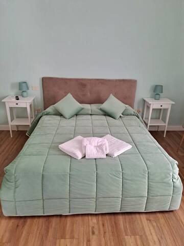 Giuliana Vatican Luxury Home gallery image 3