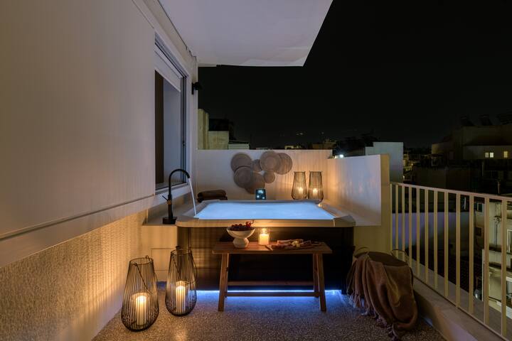 Bright Acropolis Loft Plunge Pool gallery image 4