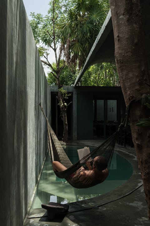 Casa Gruta *Architecture Masterprize winner.