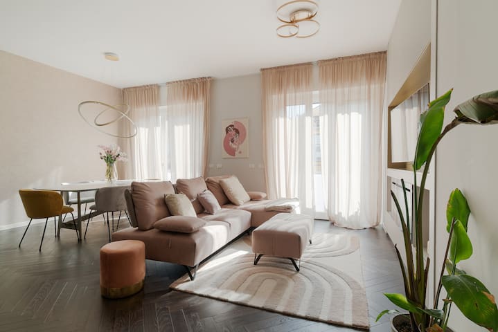 [Conciliazione-Cadorna] -Ampio Trilocale di design