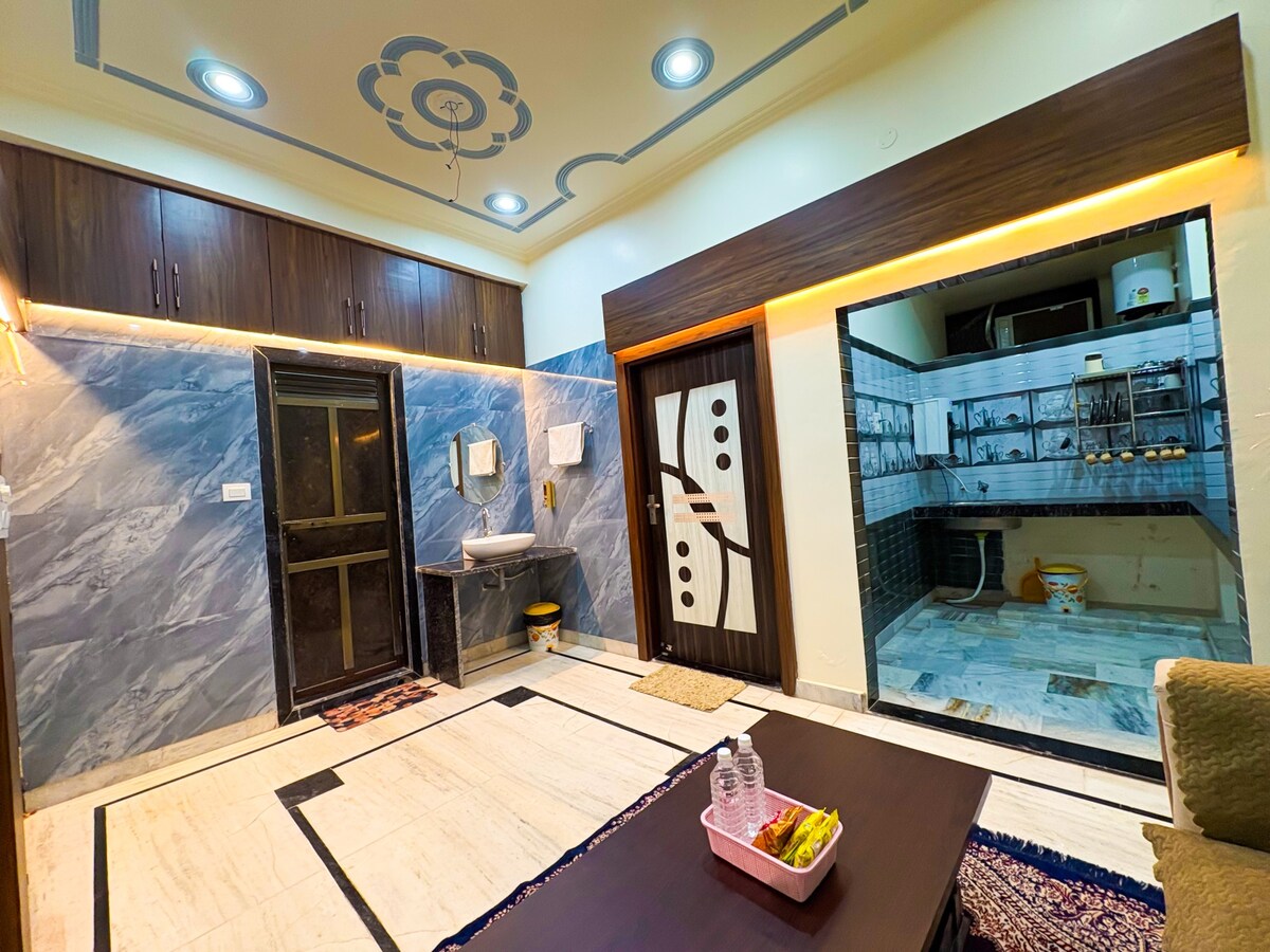 Flat in Varanasi