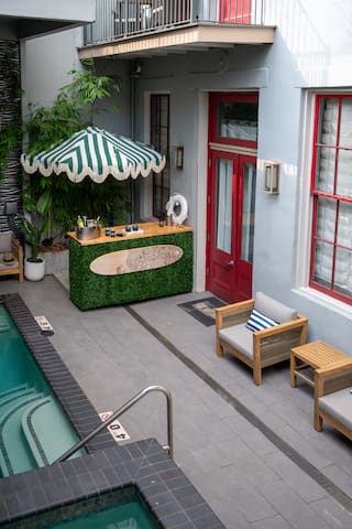 Double Poolside Condos -7BR/7BA