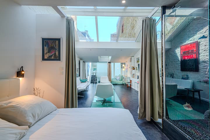 غرفة النوم مع دش