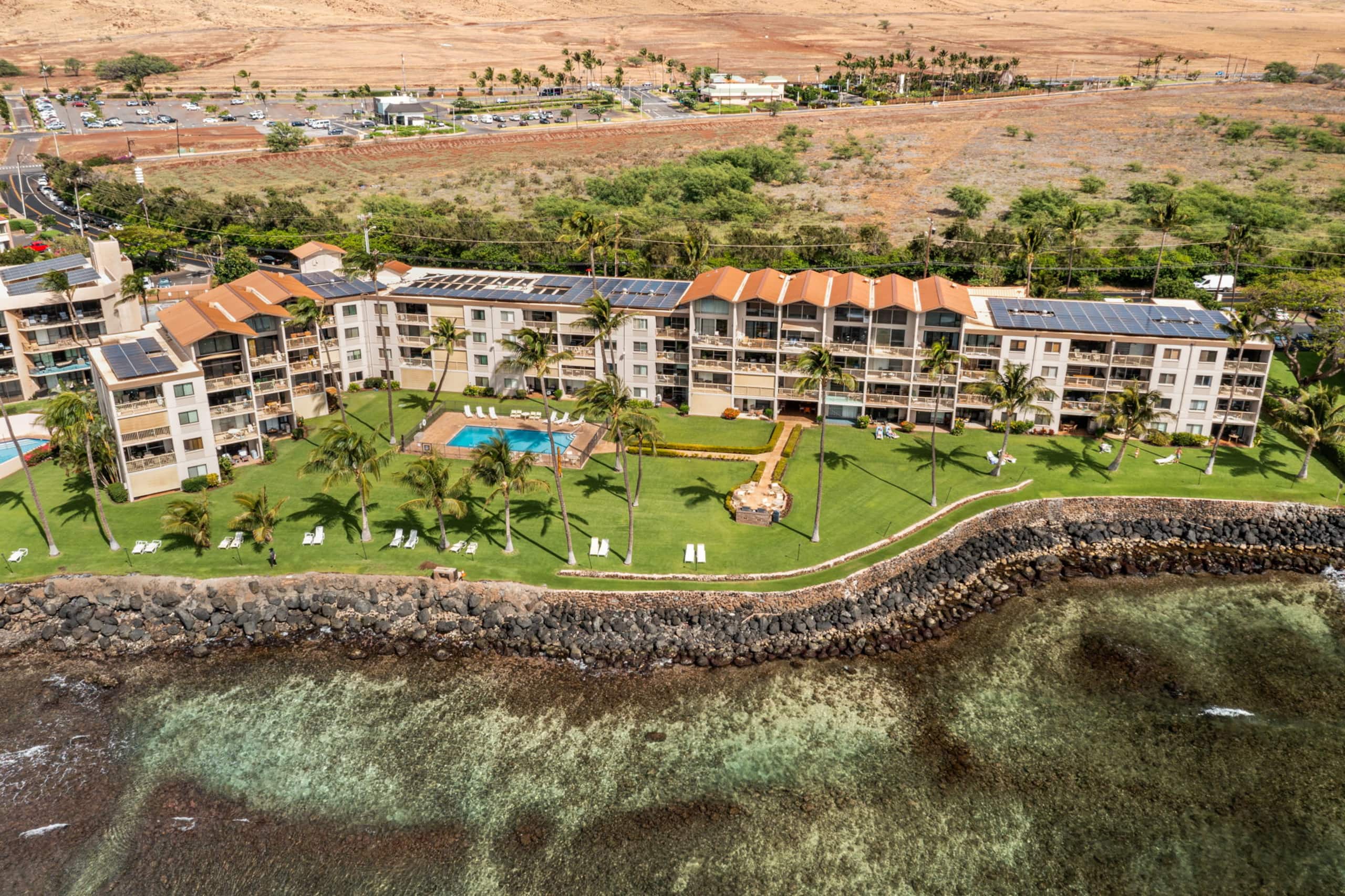 Condo in Wailuku · ★5.0 · 2 bedrooms · 3 beds · 2 private baths - Image 40