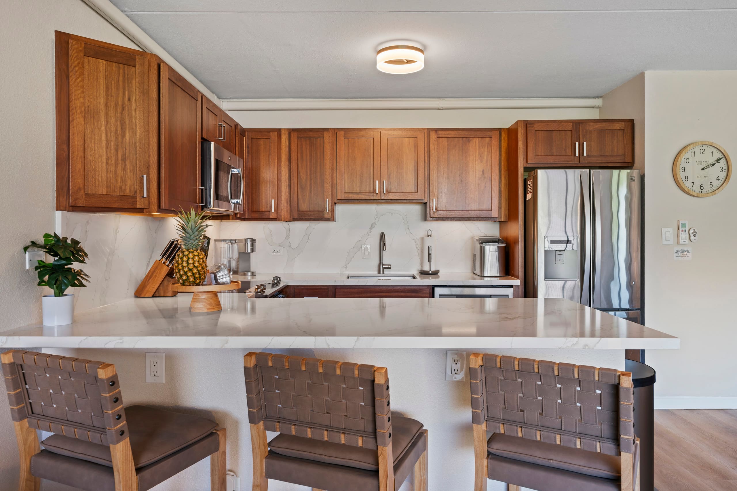Condo in Kihei · ★4.97 · 1 bedroom · 3 beds · 1 bath - Image 7