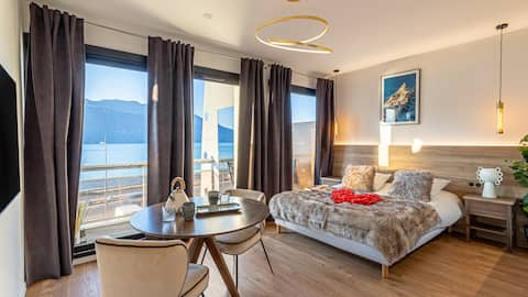 L'Idylle – Balneotherapy – Cinema – Lake View