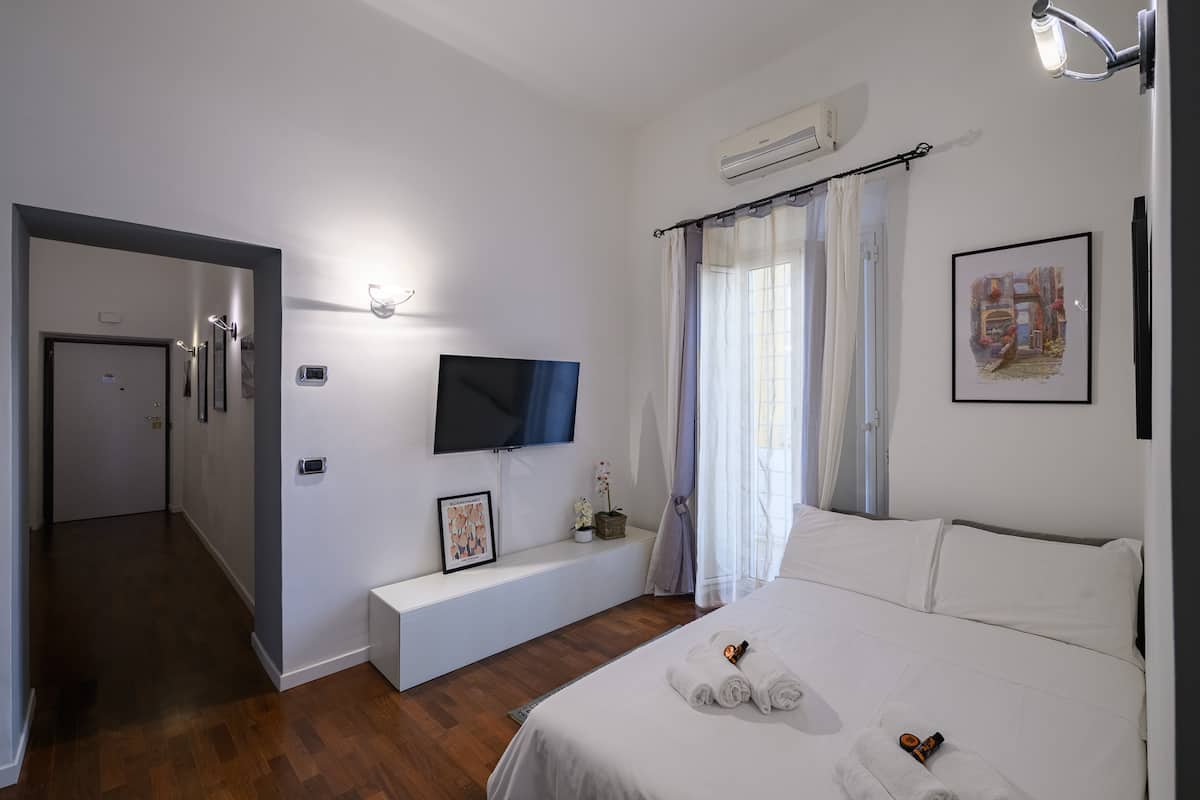 Margherita House - Rifugio chic vicino al Colosseo — Salotto 5 | Casa vacanze LovedHomes a Roma