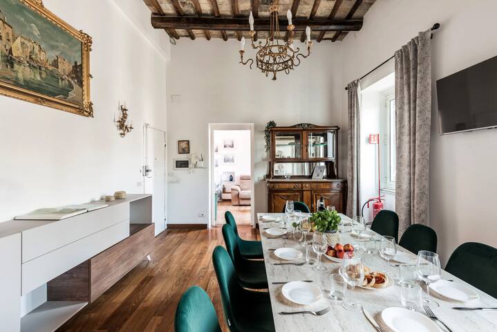The Best Rent-Roomy multi-room flat in Via Cavour gallery image 5