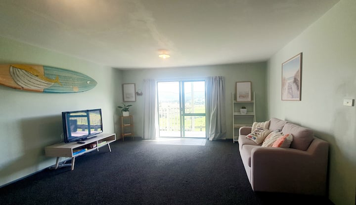 Spacious Countryside Unit Near The Beach - Mangawhai