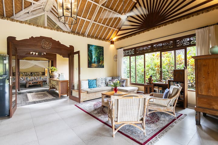Romantic 1 Br Ubud Salt Pool Views - Villa Mandala - Bali
