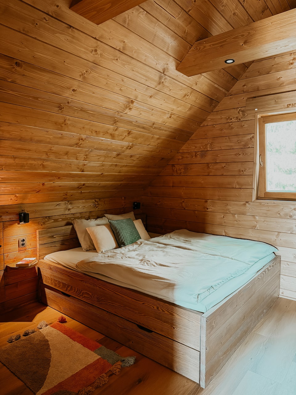 Chalet Wolf, an off-grid cabin in the Tatras, Važec, Žilina Region, Slovakia, photo 8 of 10