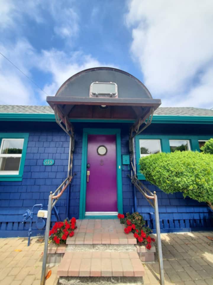 Mermaid's Manor - Eureka, CA