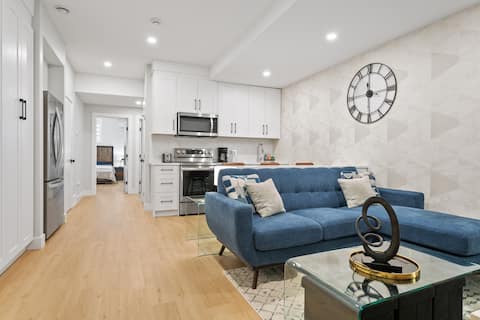 Successful Airbnb property: Safe and Prime location - 5 mins to downtown in Mount Pleasant