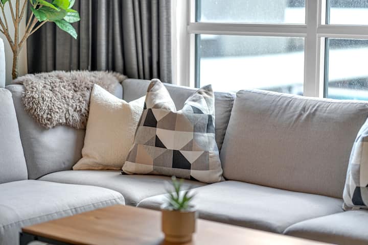 Spacious 1bd/1ba Modern Suite| Cn Tower| Front St - Toronto