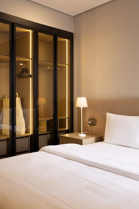 4Bedroom + Sofa Bed with Garden Views & Balcony SF