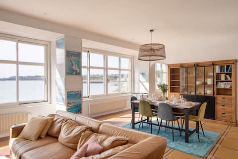 The Admiralty - Stunning sea views