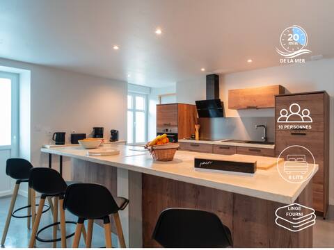 Spacious house 20 minutes from the sea