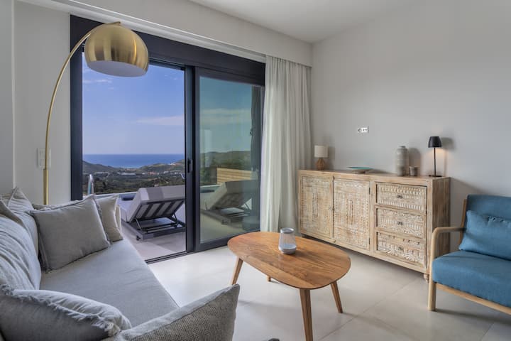 Villa April, With Seaview & Private Pool - Plakias