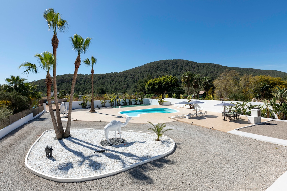 Villa Poniente — view 3