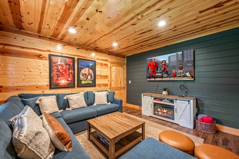 Hilltop Escape cabin in Sevierville - Photo 4