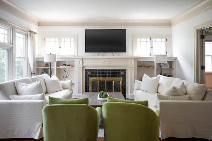 Perfect Spot Near Great Restaurants & Downtown - Minneapolis, MN