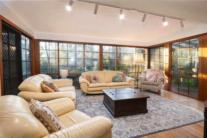 Wesburn Lodge gallery image 3