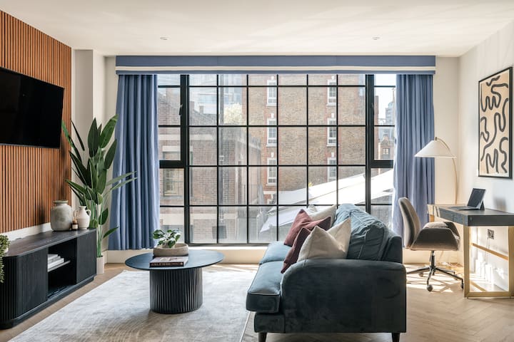 Spacious 2-Bed, 2-Bath at Spitalfields Works